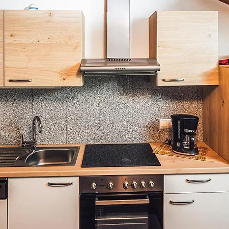 別荘 Schoenes Zillertal *